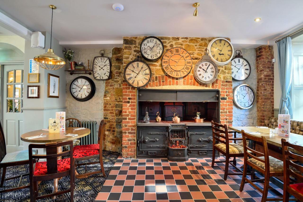 The George Hotel Axminster Extérieur photo