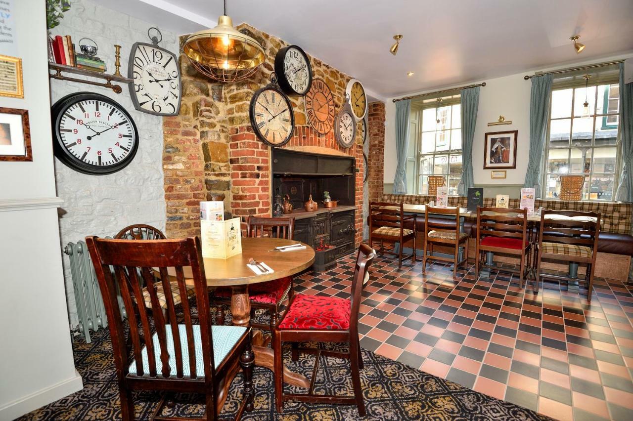 The George Hotel Axminster Extérieur photo