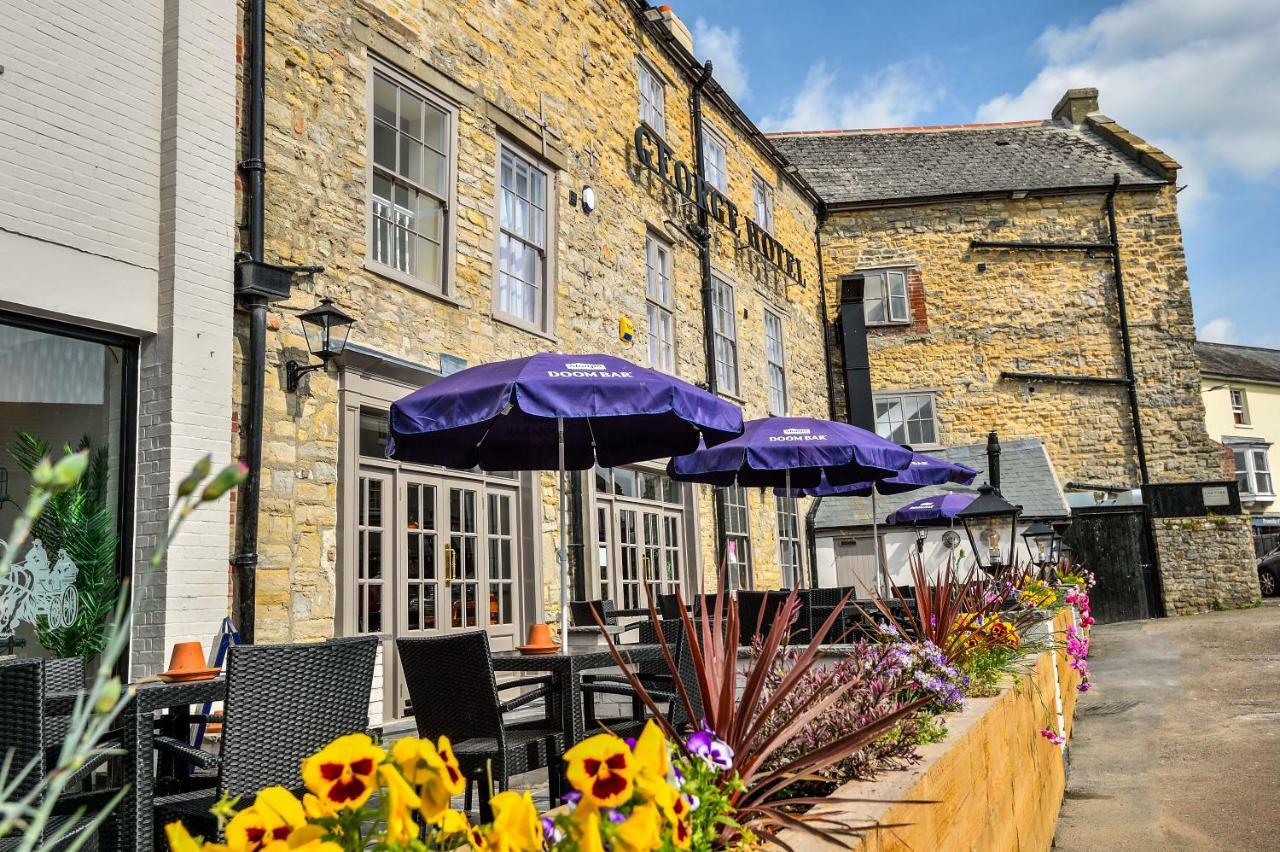 The George Hotel Axminster Extérieur photo