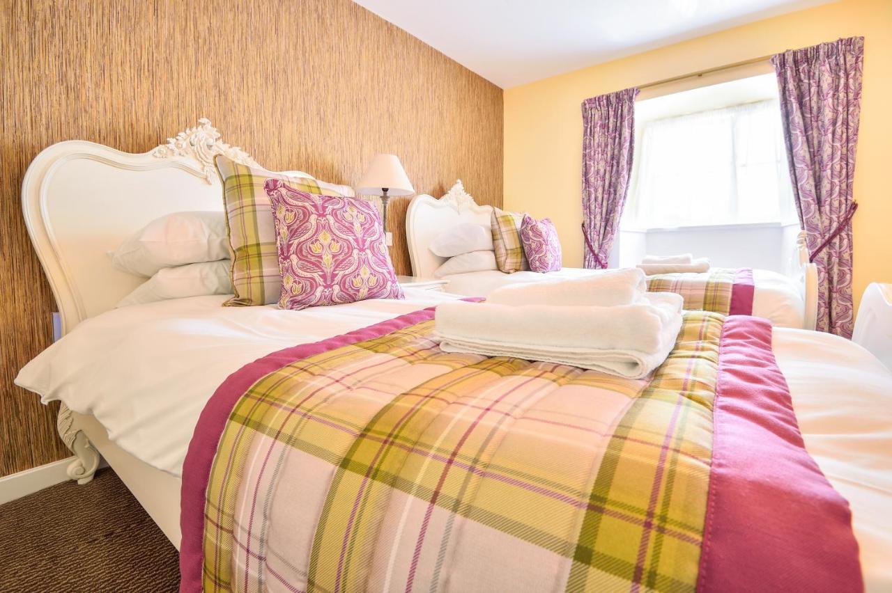 The George Hotel Axminster Extérieur photo